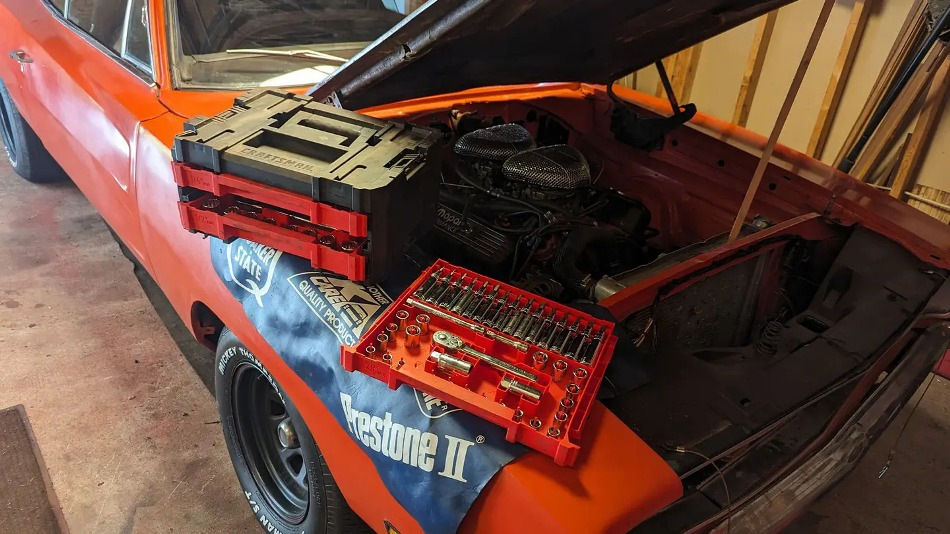 Welk gereedschap moet je in de auto hebben?