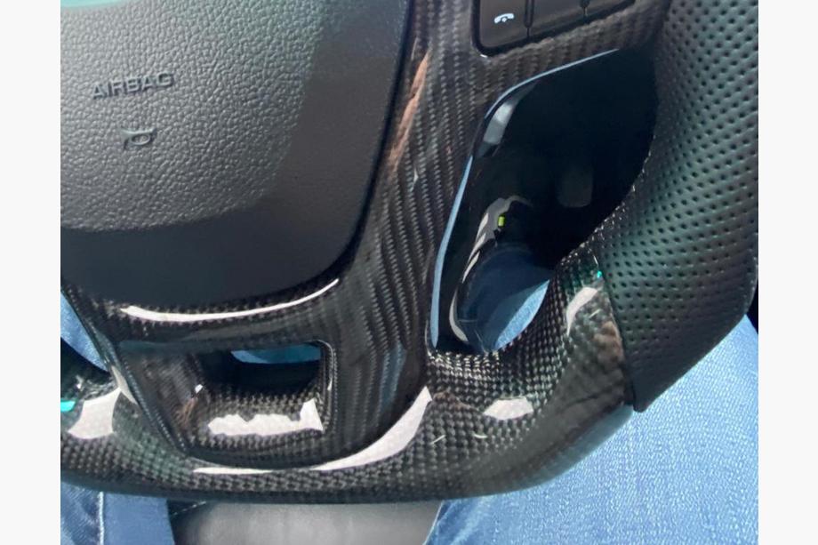 Ford Explorer 2019– Compleet anatomisch stuur (carbon) Foto 2