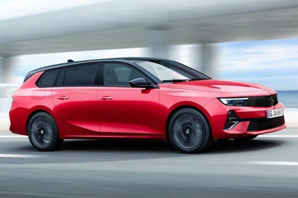 Review van de elektrische stationwagen Opel Astra Sports Tourer Electric