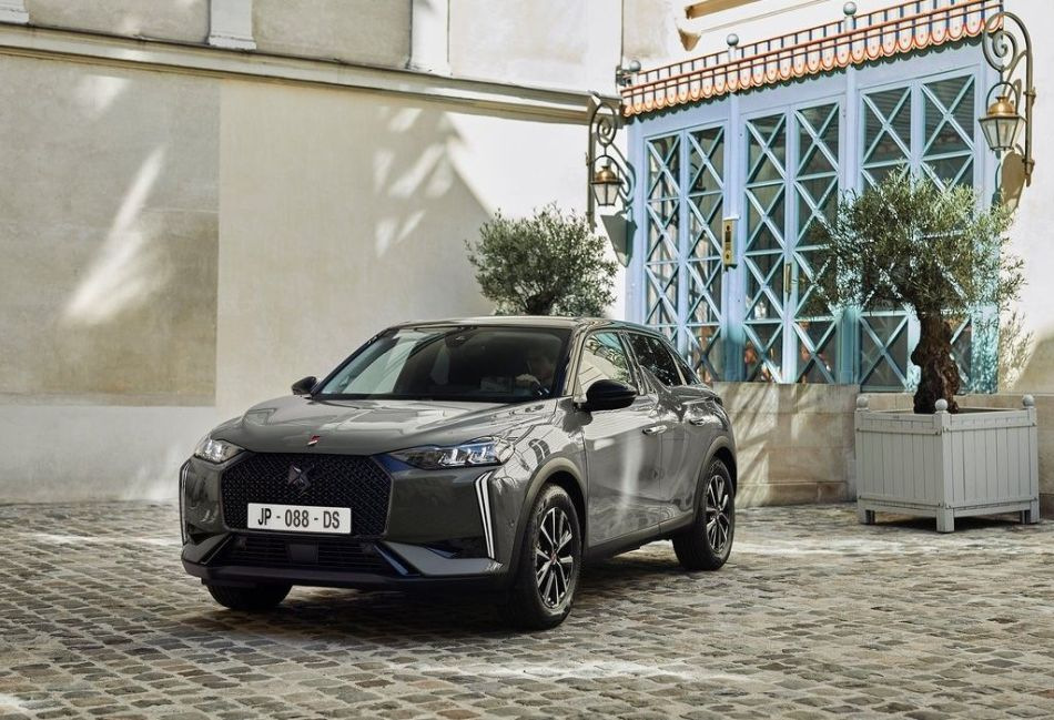 Review van de vernieuwde elektrische crossover DS 3 E-Tense