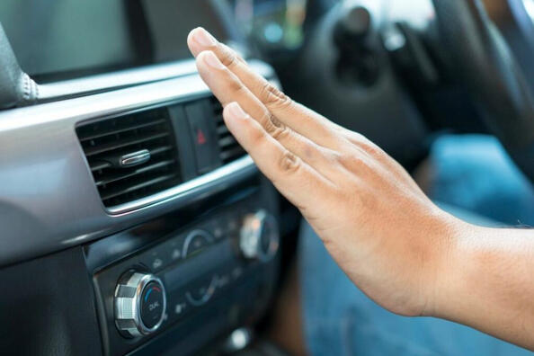 Zo verleng je de levensduur van de airco in je auto: praktische tips