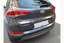 Hyundai Tucson TL 2016–2021 B-keuze Sierlijst boven kenteken (2015–2018, boven, breed, RVS) foto 1