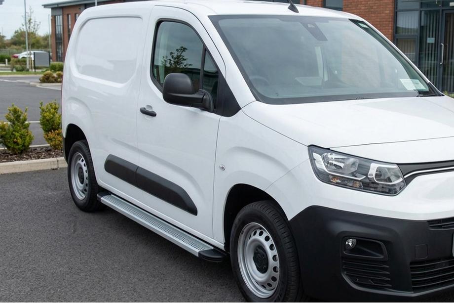 Fiat Doblo III 2023– Zijtreden Maya V2 (set van 2, aluminium) Korte wielbasis Image