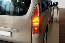Peugeot Partner Tepee 2008–2018 RVS sierlijsten voor achterlichten (2 stuks) Carmos foto 1