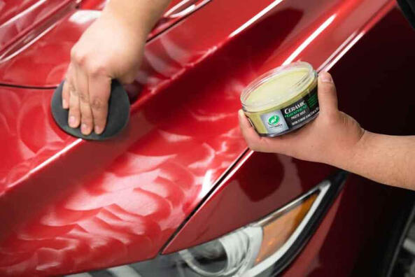 Zo wax je je auto zelf