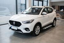 MG ZS 2017–2024 Sunrise side steps (set van 2, aluminium) foto 1