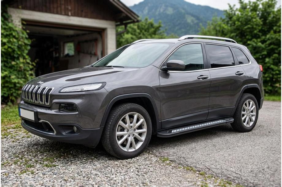 Jeep Cherokee KL 2013– Zijtreden Vision New Black (2 stuks, aluminium) Foto 1