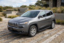 Jeep Cherokee KL 2013– Bosphore Black zijtreden (2 stuks, aluminium) foto 1