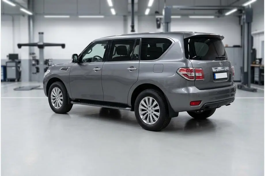 Nissan Armada 2016–2024 Bosphore Black zijtreden (2 stuks, aluminium) Image