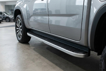 Ford Ranger 2022– Side steps Tayga Grey (2 stuks, aluminium) foto 1