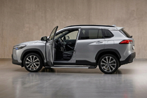 Toyota Corolla Cross 2020– Zijtreden RedLine V1 (2 stuks, aluminium) foto 1