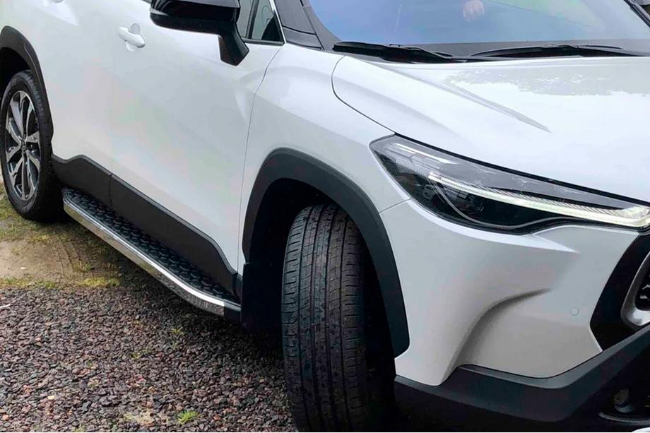 Toyota Corolla Cross 2020– BlackLine side steps (2 stuks, aluminium) Image