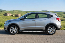 Honda HR-V 2014–2021 Side steps Shining V1 (2 st., aluminium) foto 1