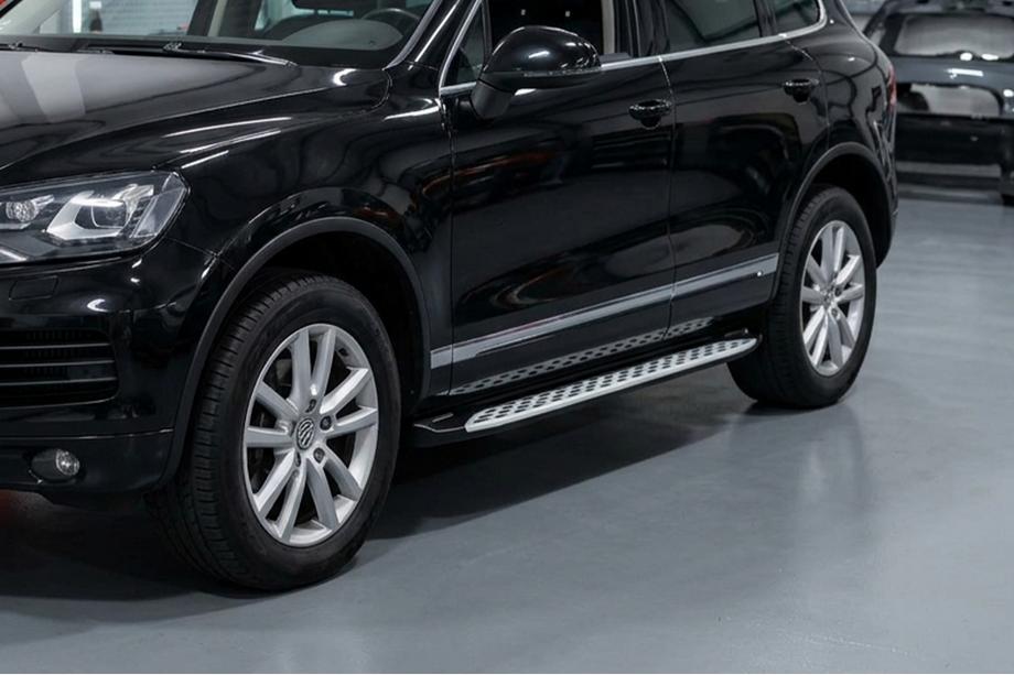 Porsche Cayenne 2003–2010 Side steps Shining V1 (2 st., aluminium) Image