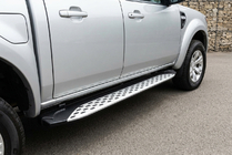 Ford Ranger 2007–2011 Side steps Shining V1 (2 st., aluminium) foto 1