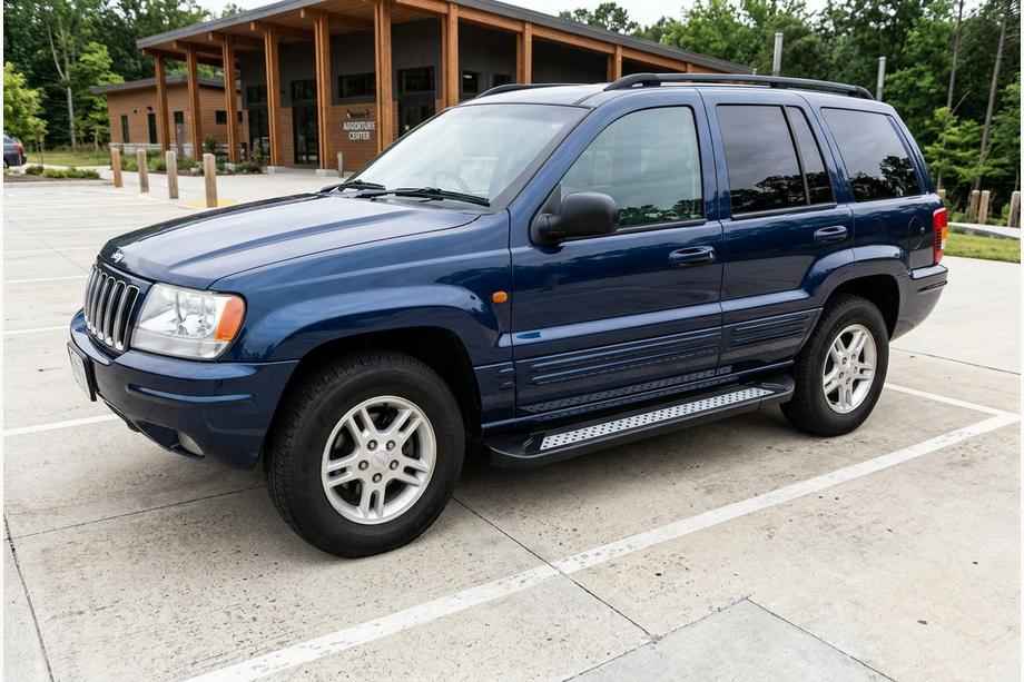Jeep Grand Cherokee WJ 1999–2004 Zijtreden Vision New Black (2 stuks, aluminium) Image