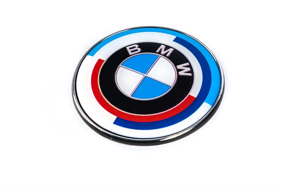 BMW 5 Serie E39 1996–2003 Jubileumembleem 78 mm (achter) Image