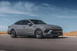 Rij-impressie van de vernieuwde Hyundai Sonata sedan van de 8e generatie foto 3