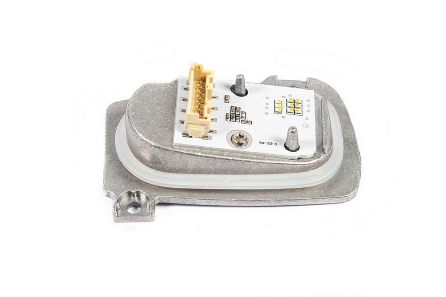 Audi A3 2012–2020 LED-module voor koplamp 8V0998474A (1 st., rechts) Foto 1