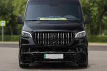 Mercedes Sprinter W907/W910 2018– Voorbumper met grille V2 (AMG) foto 9