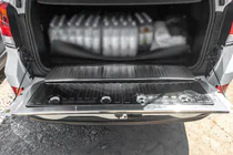 Toyota Land Cruiser 200 2007–2021 Set bagageruimte-inserts (RVS) foto 7