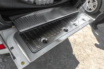 Toyota Land Cruiser 200 2007–2021 Set bagageruimte-inserts (RVS) foto 1