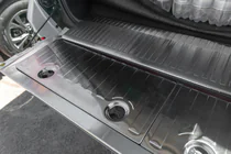 Toyota Land Cruiser 200 2007–2021 Set bagageruimte-inserts (RVS) foto 2