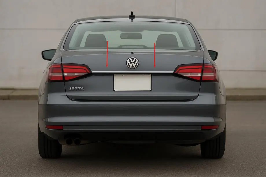 Volkswagen Jetta 2011–2018 Sierlijst boven kentekenplaat (Carmos, RVS) Image