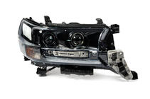 Toyota Land Cruiser 200 2007–2021 Rechter koplamp vóór 2016+ (Executive) foto 1