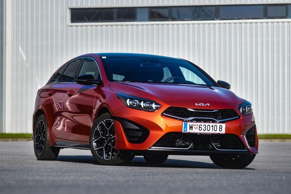 Review van de gefacelifte KIA ProCeed stationwagen