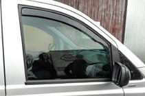 Mercedes Vito W639 2004–2014 Raamwindschermen (inbouw) Niken Luxury (2 st.) foto 2