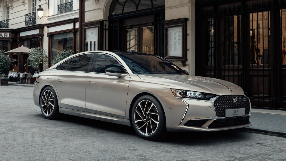 Review van de Franse premium sedan DS 9