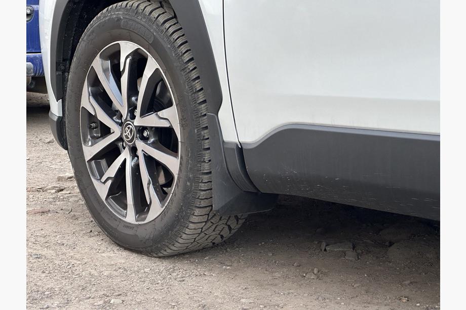 Toyota Corolla Cross 2020– Premium spatlapset (4 st.) Image