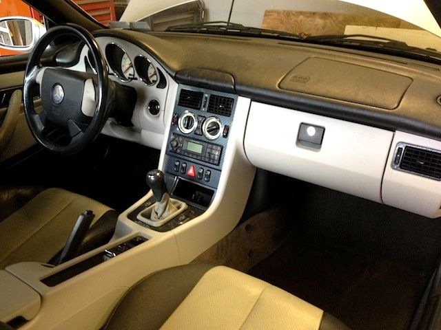 Kun je kunststof in het auto-interieur verven?