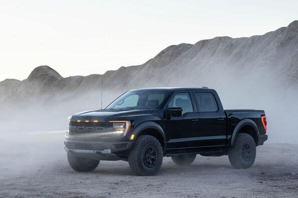 Ford F-150 Raptor: pick-up die het terrein bedwingt