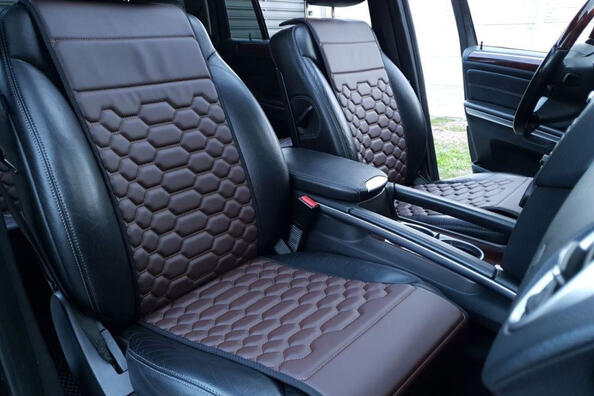 Alcantara of kunstleer: wat kies je voor het auto-interieur? Foto 2