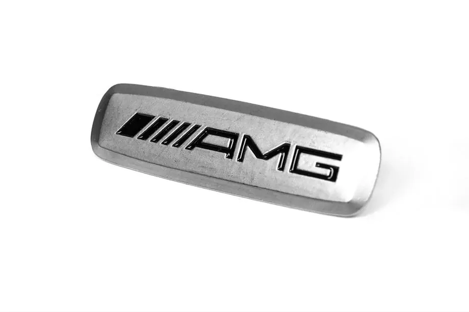 Mercedes-Benz AMG aluminium embleem voor automatten (1 st.) Foto 2