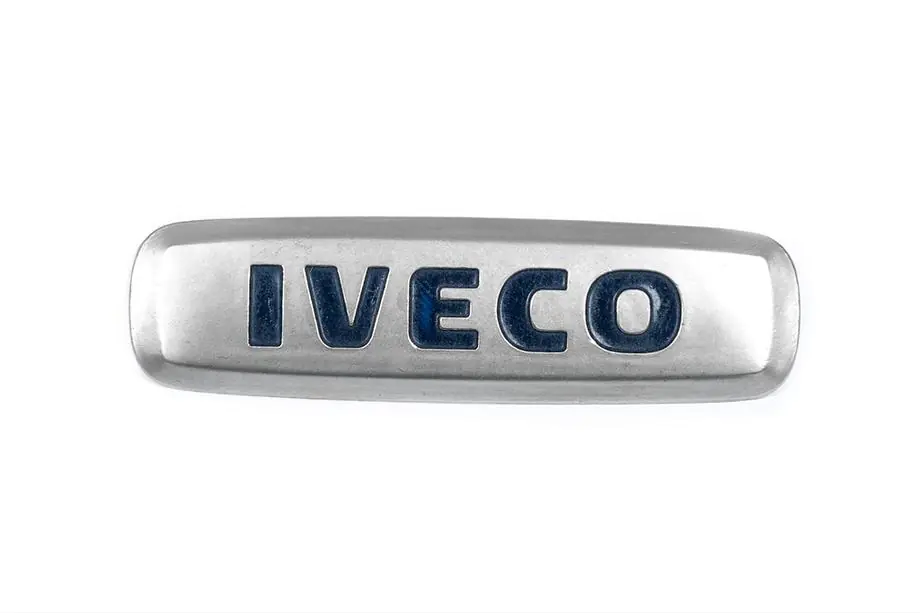 Iveco Aluminium badge voor automatten (1 st.) Image