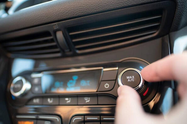 Zo gebruik je de airco in de auto zonder ziek te worden Foto 1