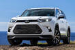 Review van de grote crossover Toyota Grand Highlander foto 2