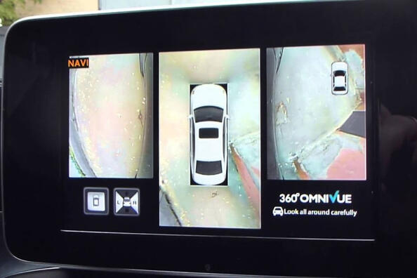 Zo kies je een monitor voor de parkeersensoren van je auto