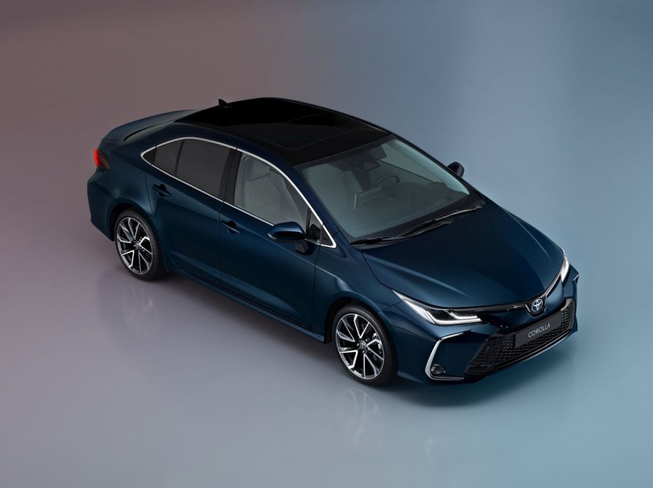 Review van de vernieuwde Toyota Corolla Sedan 2023