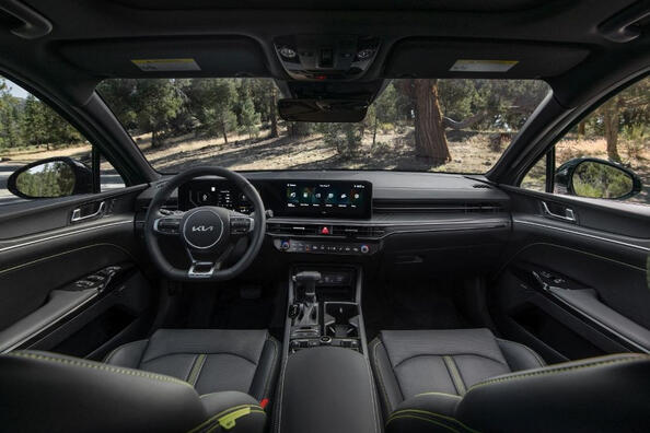 Kia K5 2023 review: vernieuwde sedan in de businessklasse Foto 5