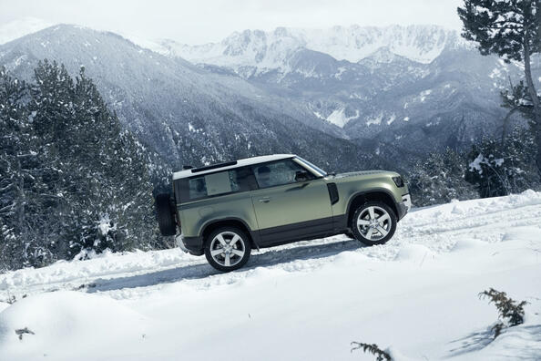 Land Rover Defender 90: review van de driedeurs SUV Foto 4
