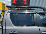 Toyota Hilux 2015– Dakrails Shark (met dwarsbalk) foto 7