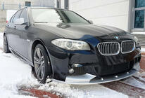 BMW 5 Serie F10/F11 2010–2016 Voorbumper lip DPT Lip V-2 (voor M-Performance, hoogglans zwart) foto 6