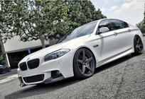 BMW 5 Serie F10/F11 2010–2016 Frontbumper lip spoiler DPT Lip V-3 (voor M-Performance, hoogglans zwart) foto 3