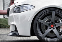 BMW 5 Serie F10/F11 2010–2016 Frontbumper lip spoiler DPT Lip V-3 (voor M-Performance, hoogglans zwart) foto 6