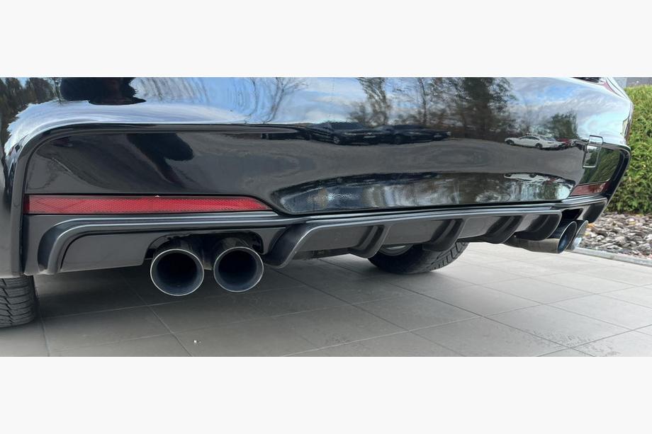 BMW 3 Serie F30/F31 2012–2019 Achterdiffuser DPT V-3 (voor M Performance, hoogglans zwart) Image
