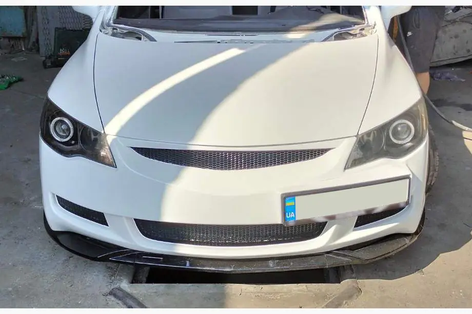 Universele front lip spoiler DPT V-2 (ABS, hoogglans zwart) Foto 5